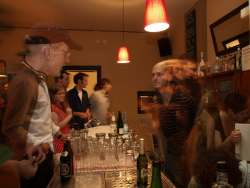 Laika Kneipe — Blick auf die Theke